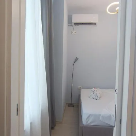 Arthouse2 Apartman *